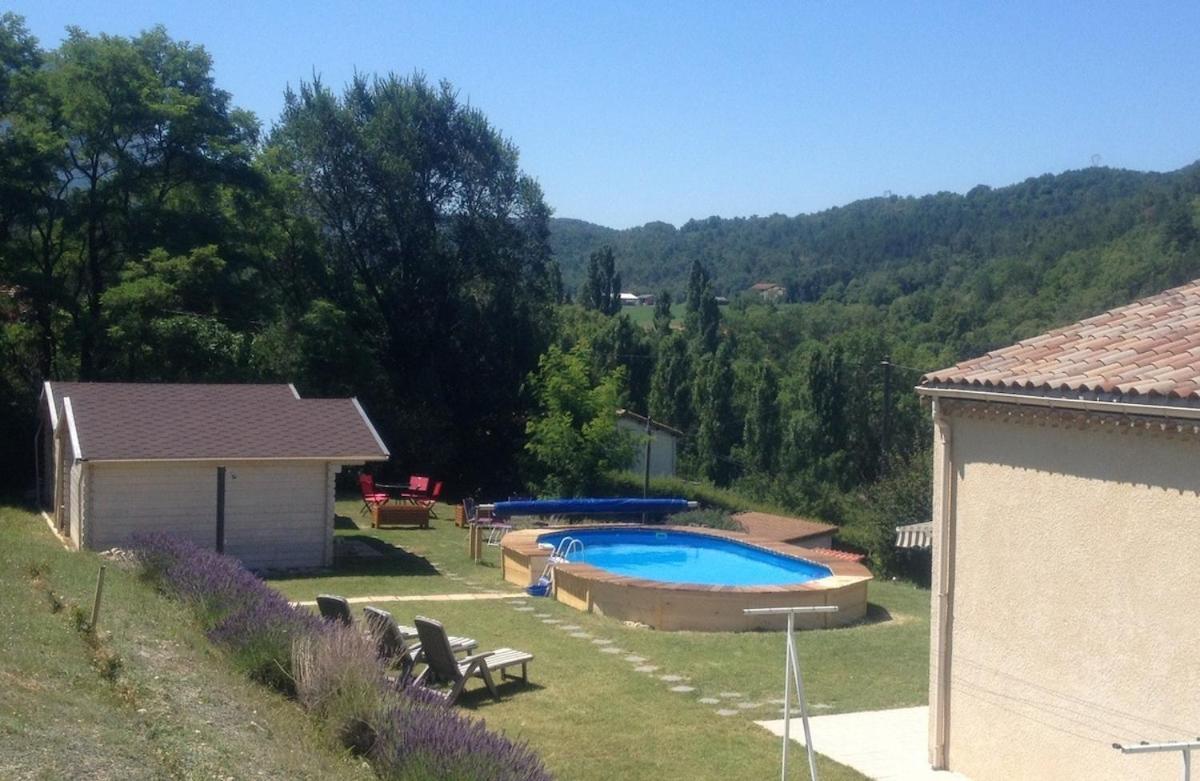 Maison De Vacances Avec Ses Petits Chalets Aouste-sur-Sye Exterior foto